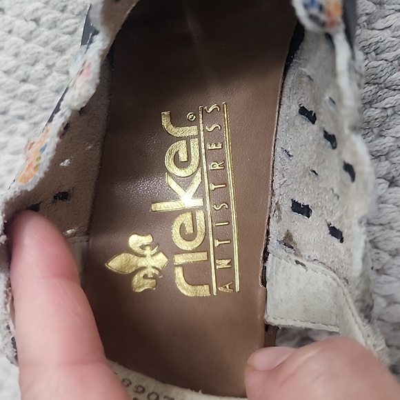 Rieker slip on shoes - Picture 2 of 5